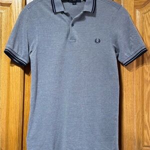 Fred Perry Gray with Blue Trim Polo Shirt Men’s XS EUC